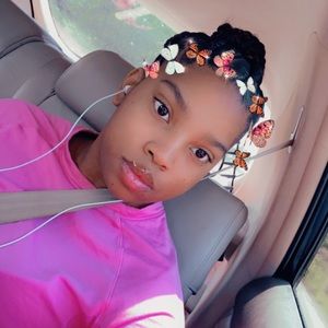 Meet your Posher, Jamya